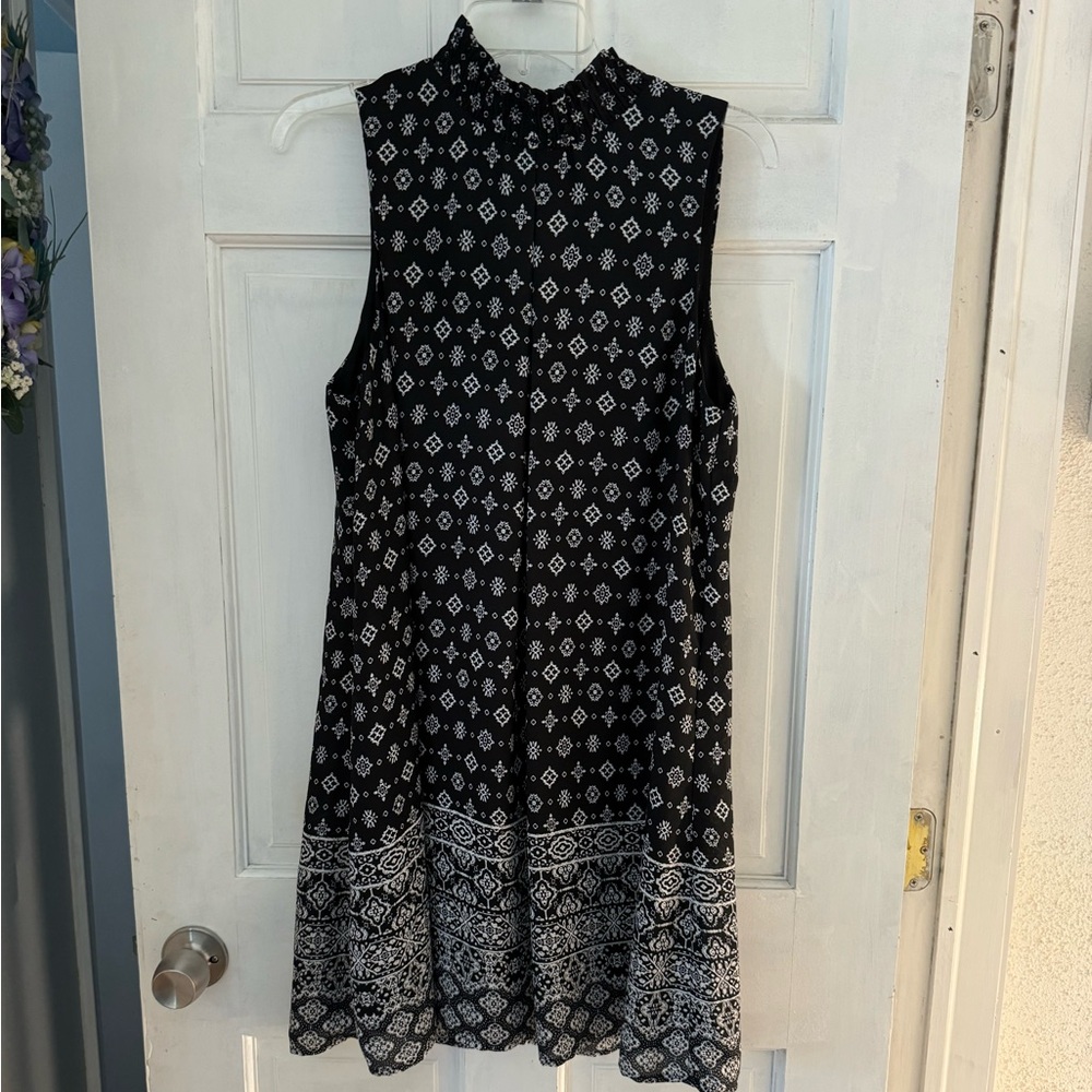 BNWT Speechless Black&White Sleeveless lined dress XL $48.00